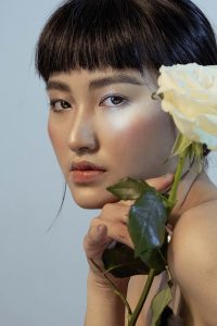 korean model wearing accessories